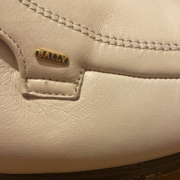 Bally - Picture 11 of 11